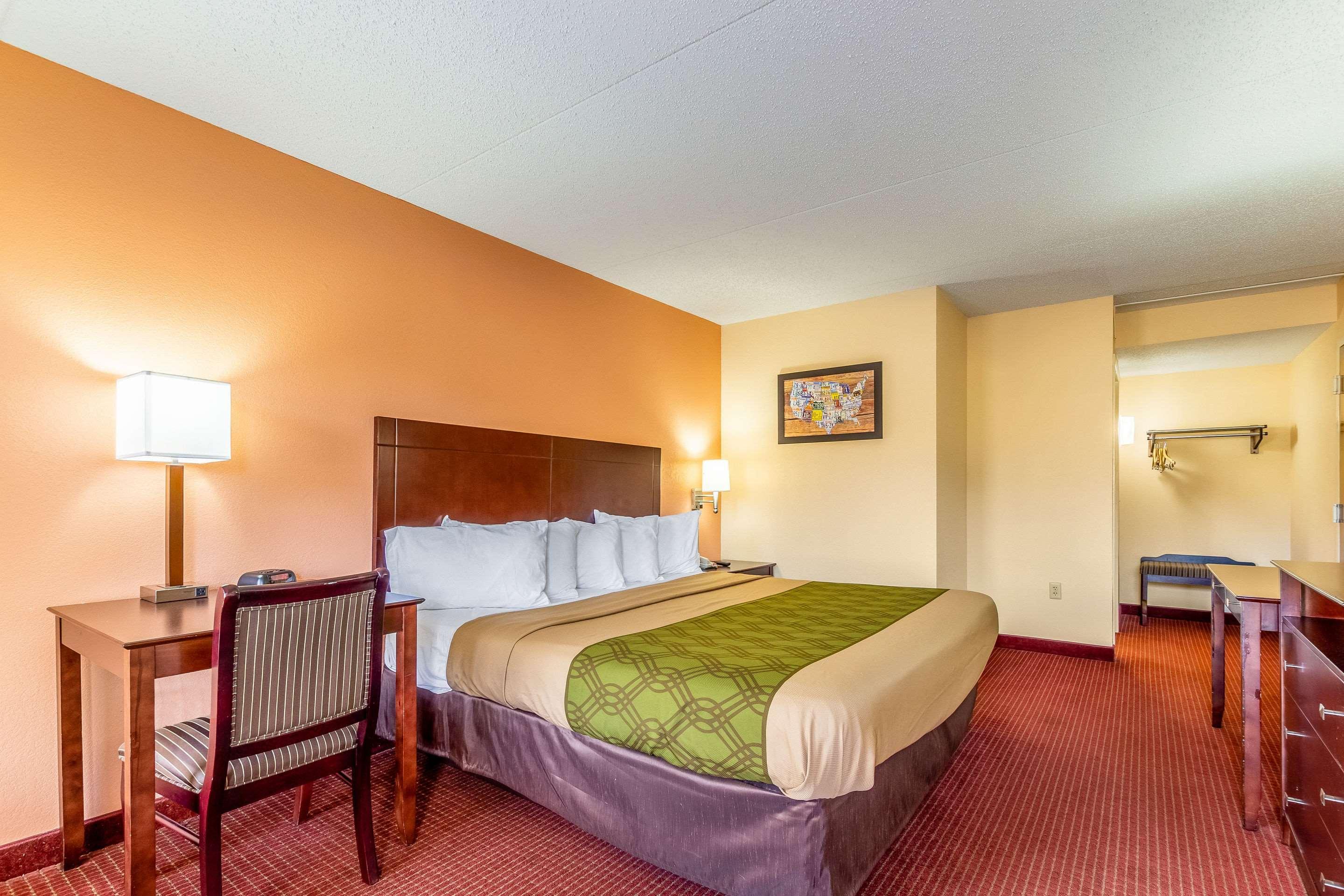 Lodge Econo