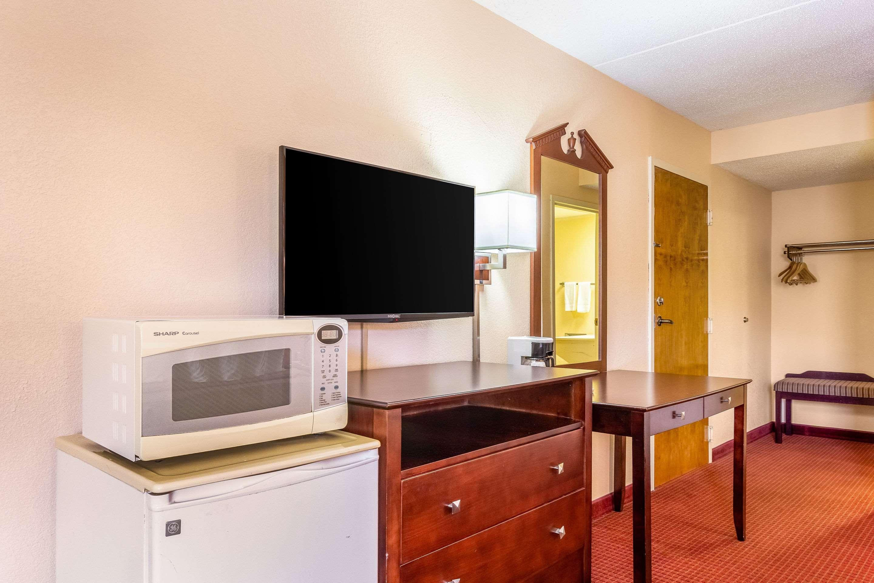 Lodge Econo Rocky Top